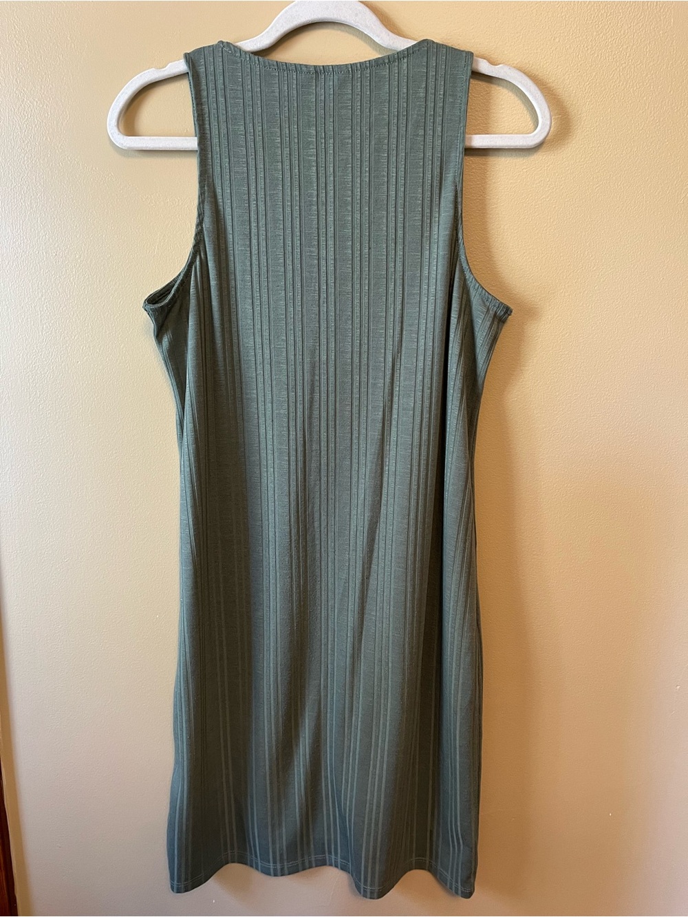 Olive Green Ribbed Button-Front Dress - Picture 4 of 7